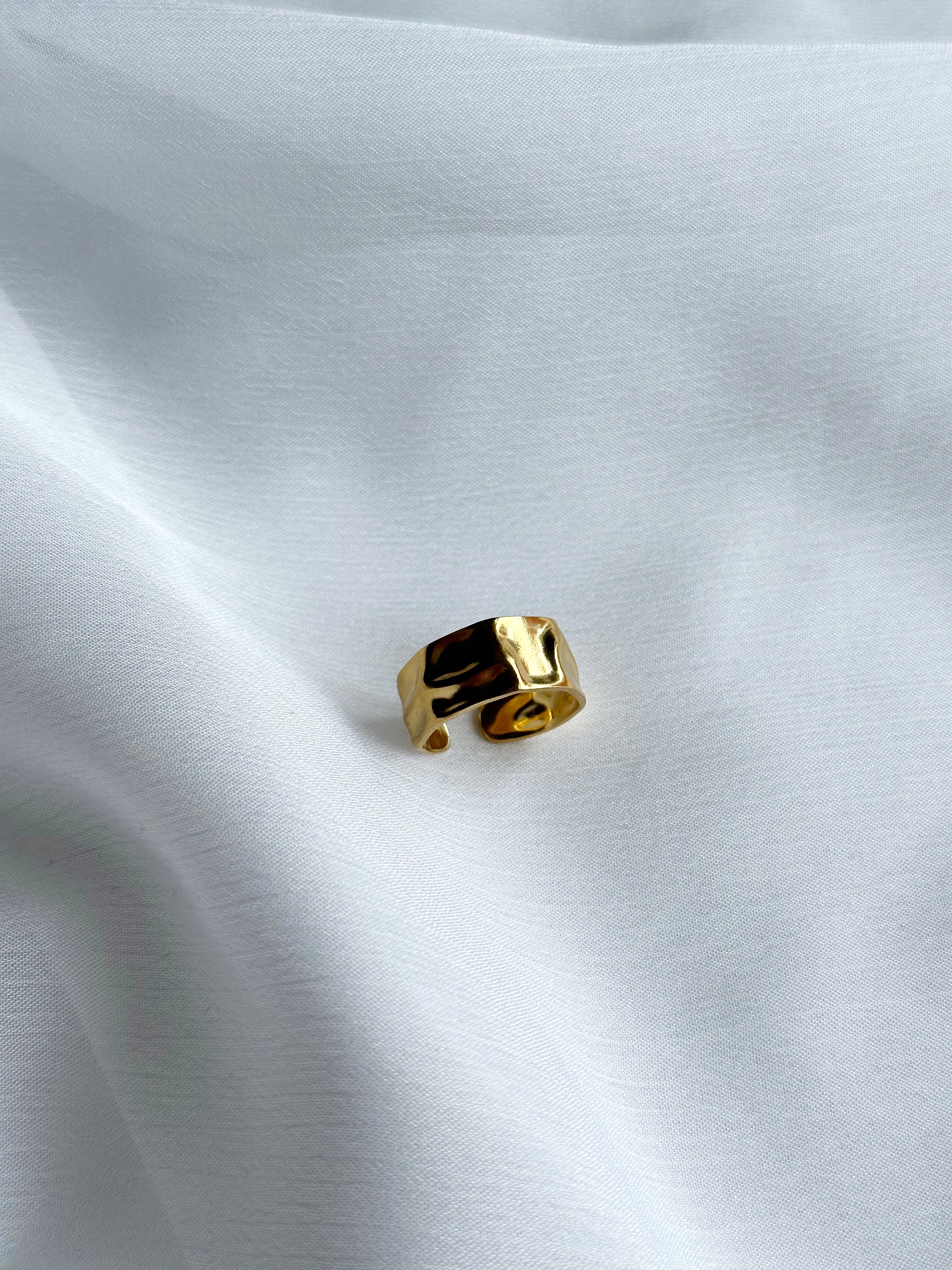 Crumple Ring - Gold