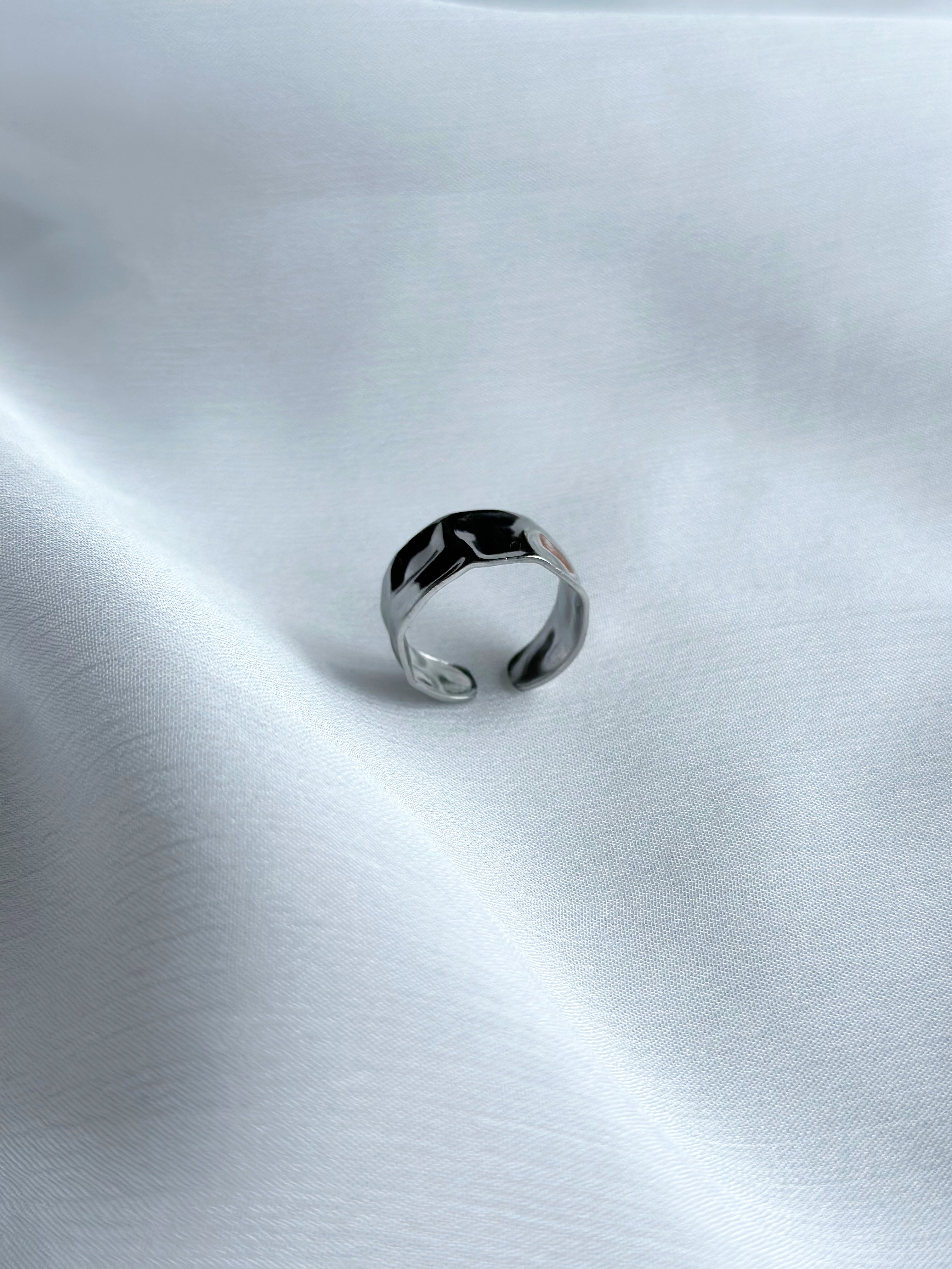 Crumple Ring - Silver