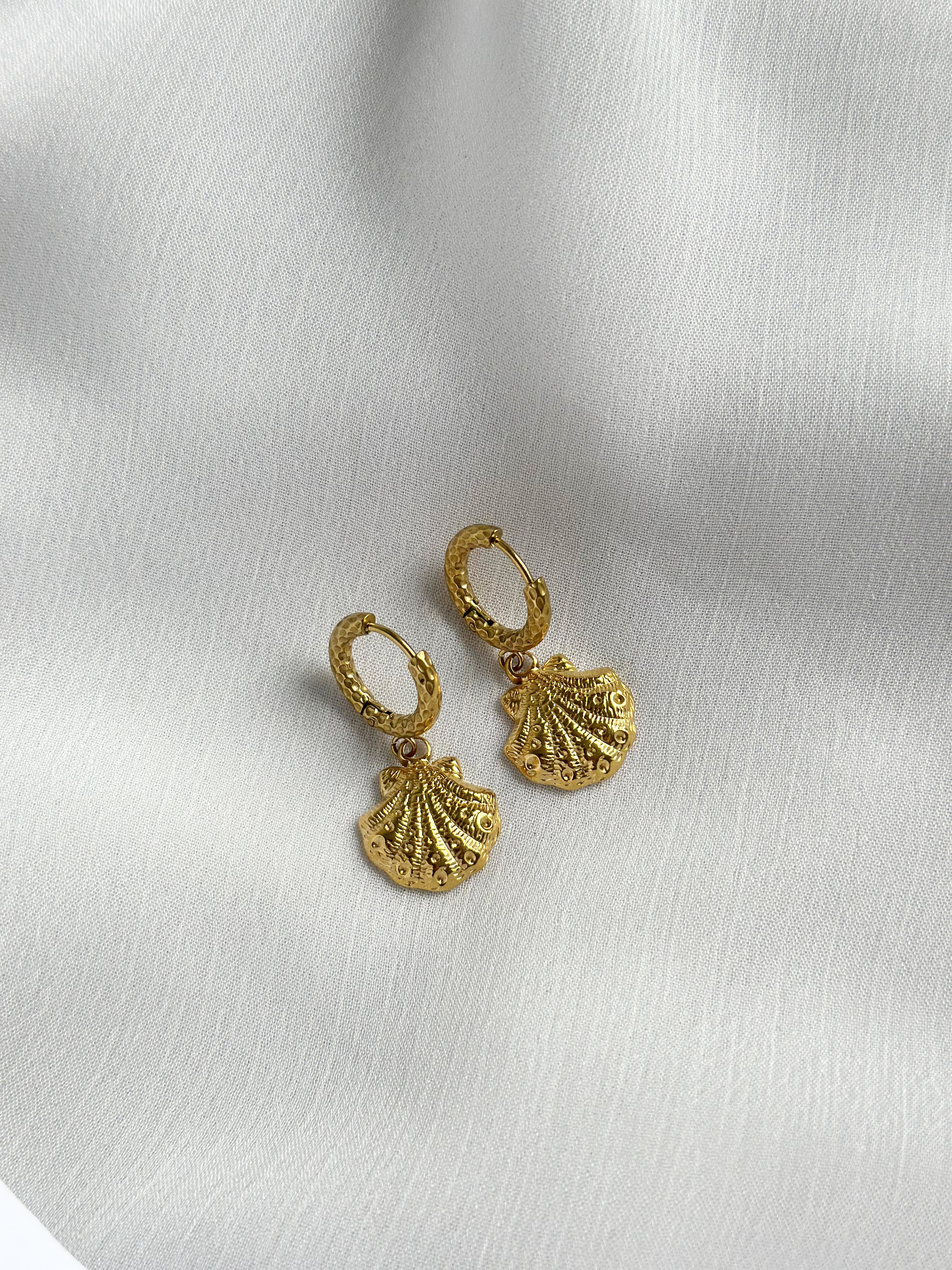 Maren Shell Drop Earrings