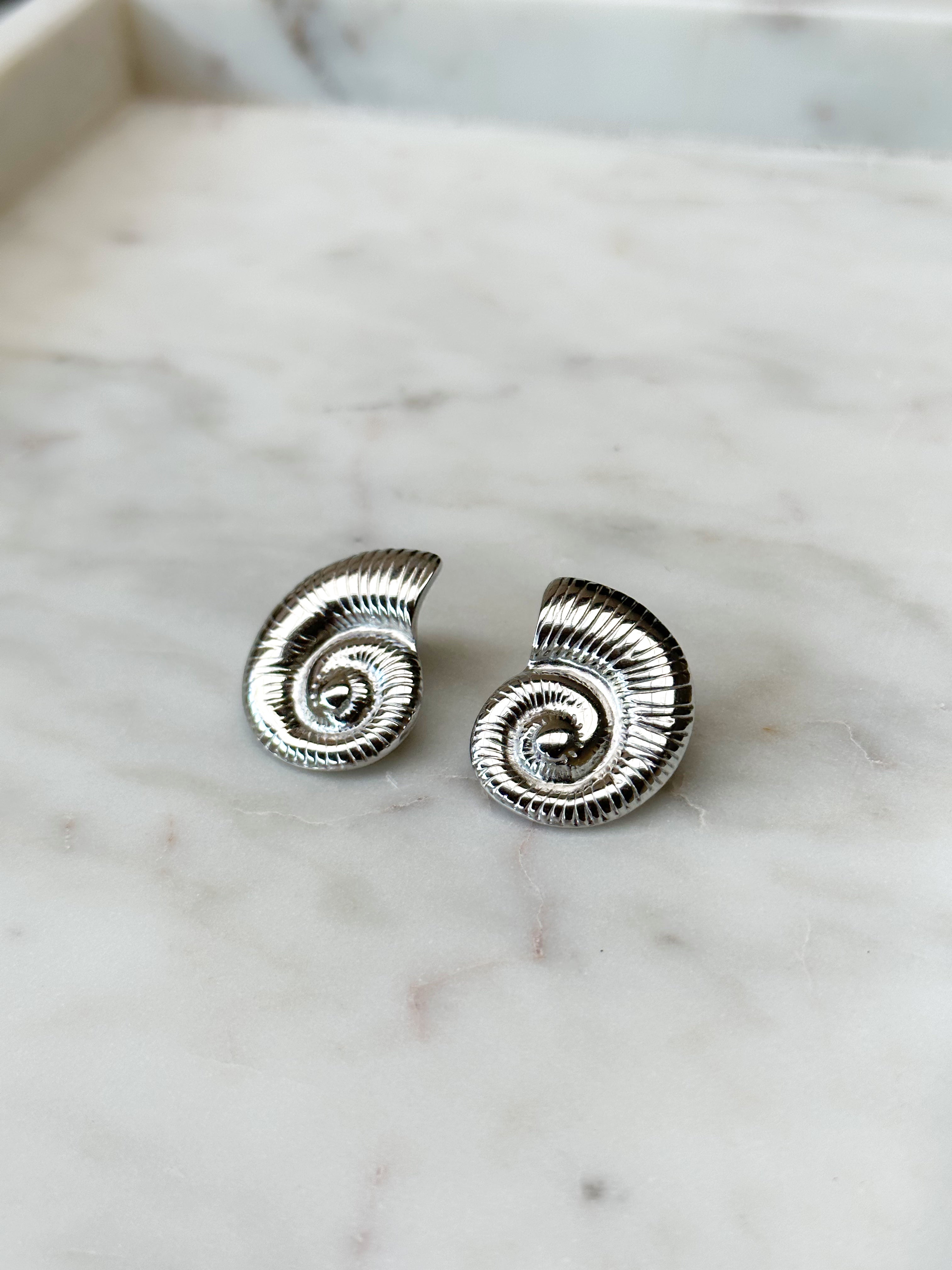 Conch Shell Earrings - Silver