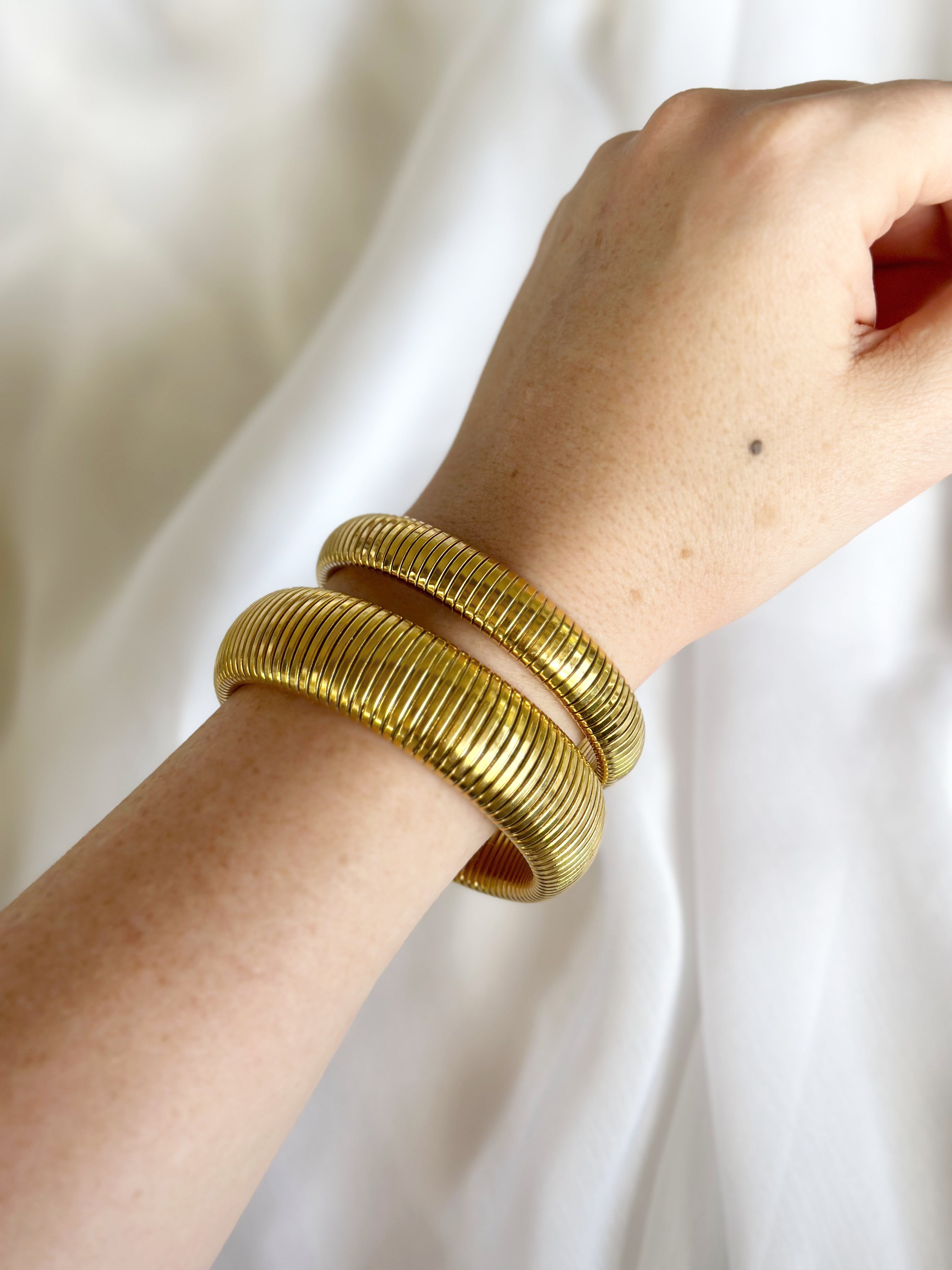 Hadley Stretch Bangle - Gold 12mm