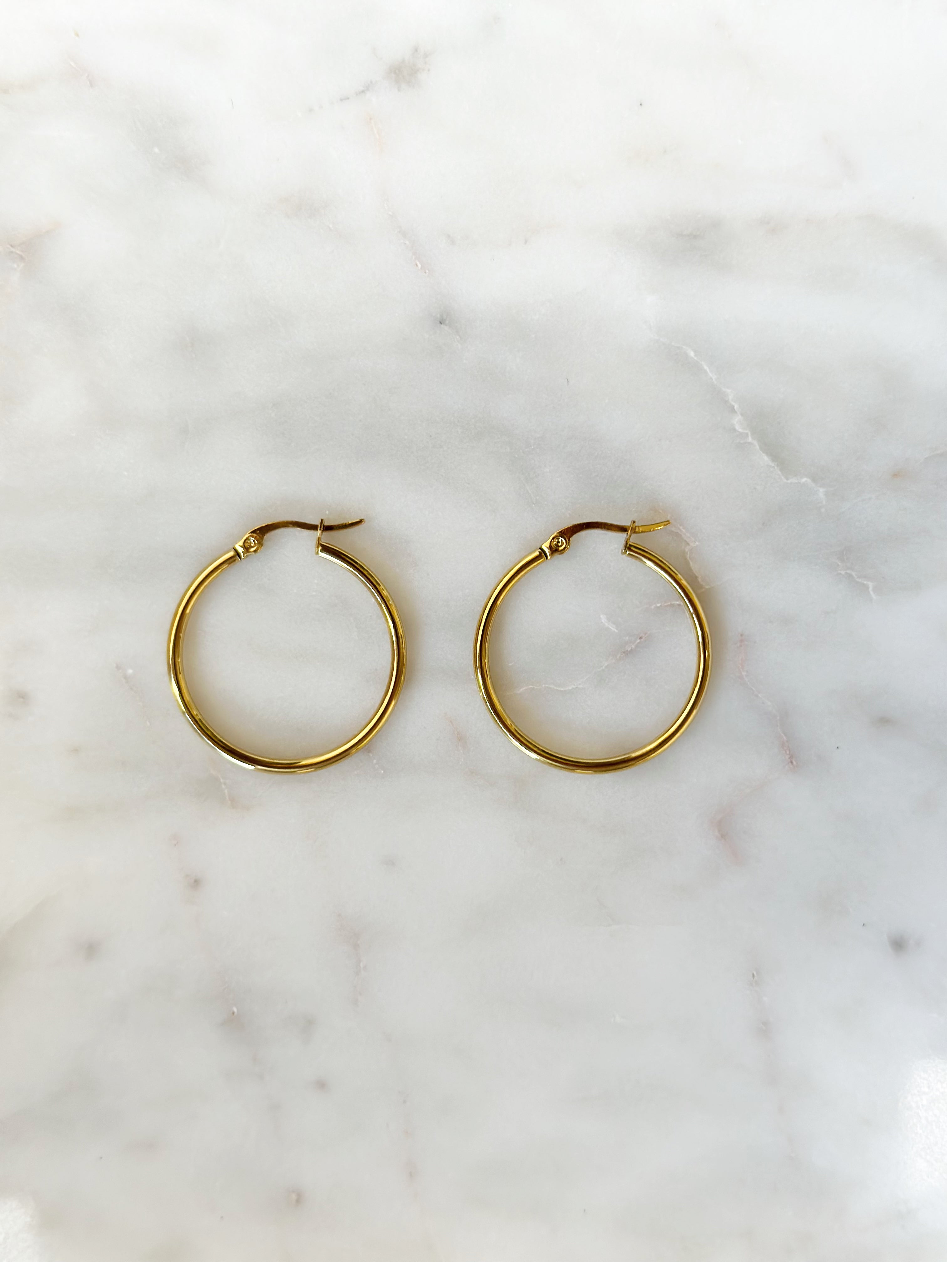 Hayley Hoop Earrings - Gold 30mm