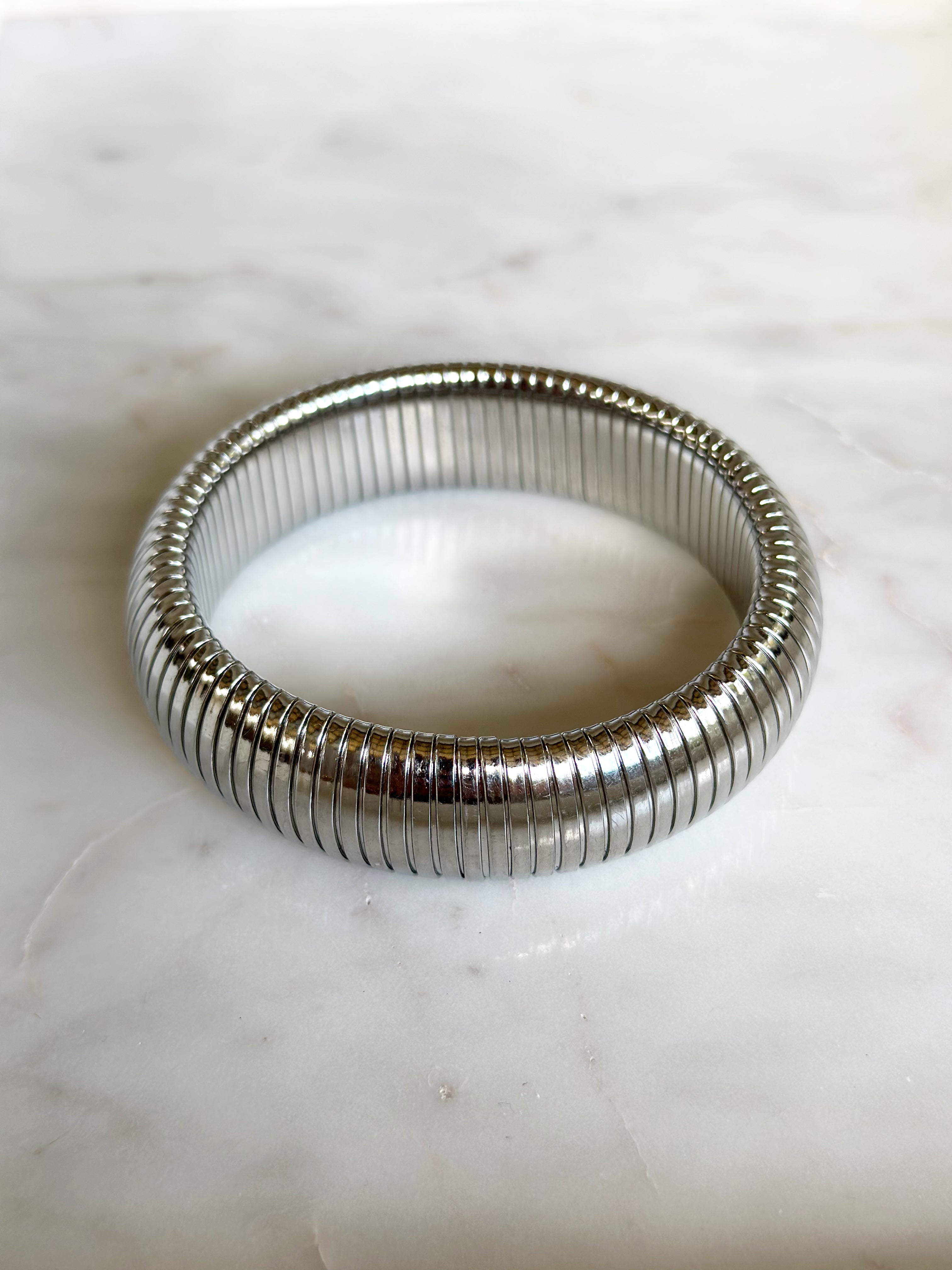 Hadley Stretch Bangle - Silver 20mm