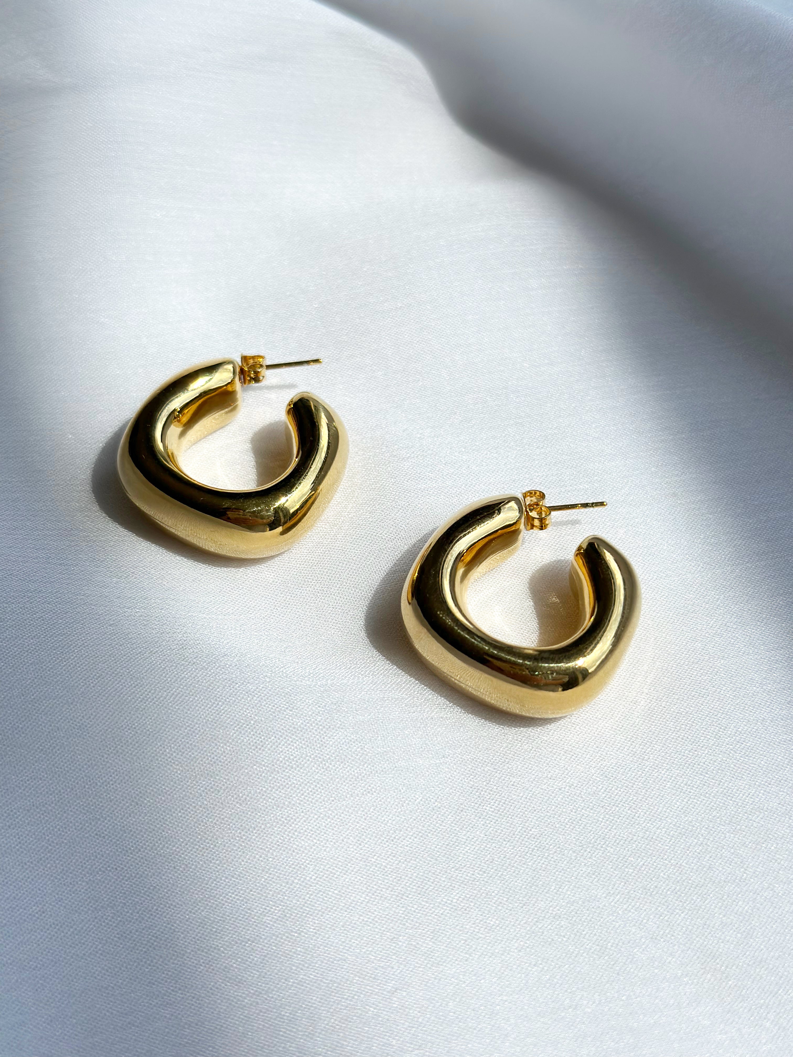 Square Puff Hoops - Gold