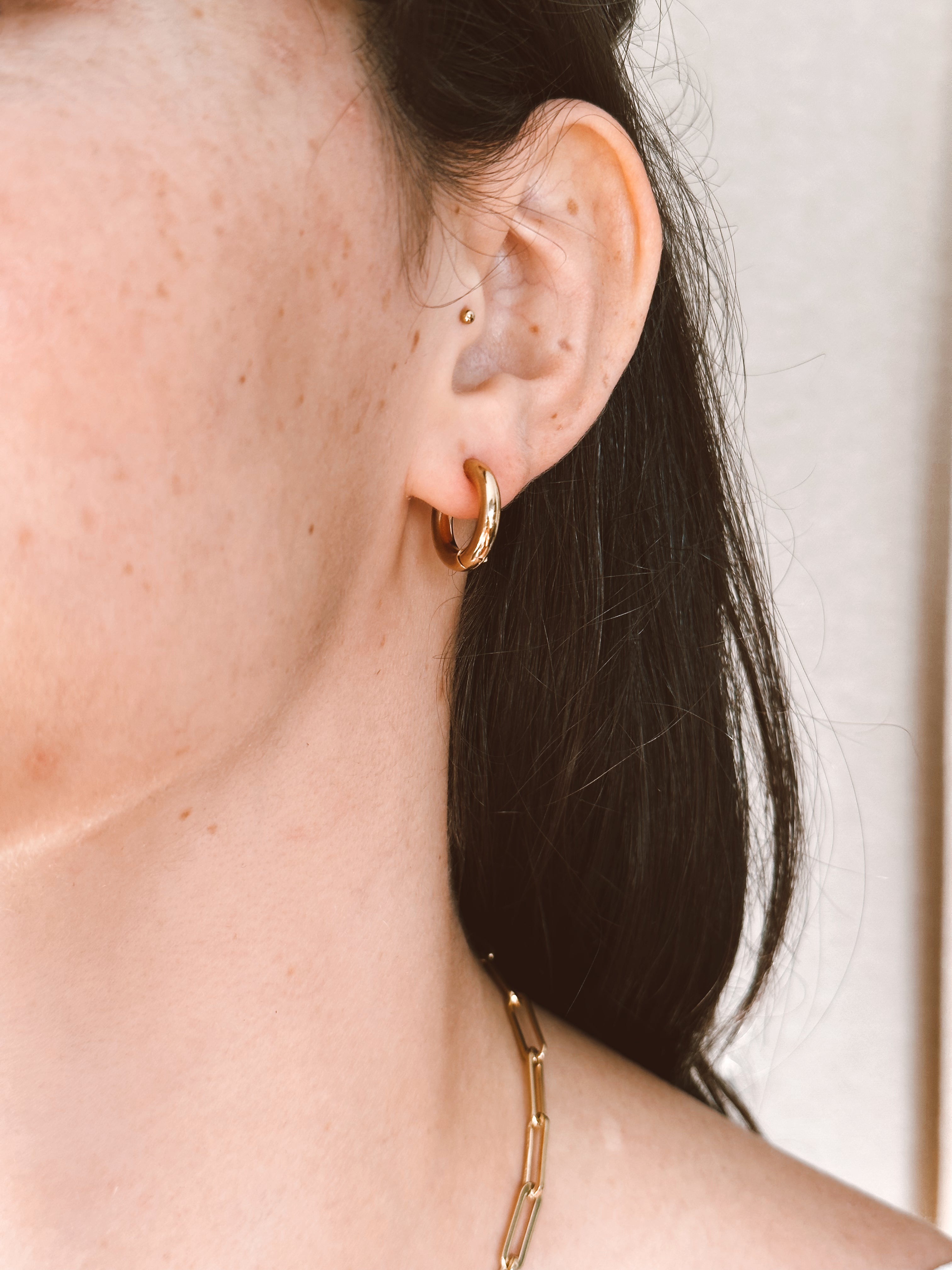 Mini Hoop Earrings - Gold